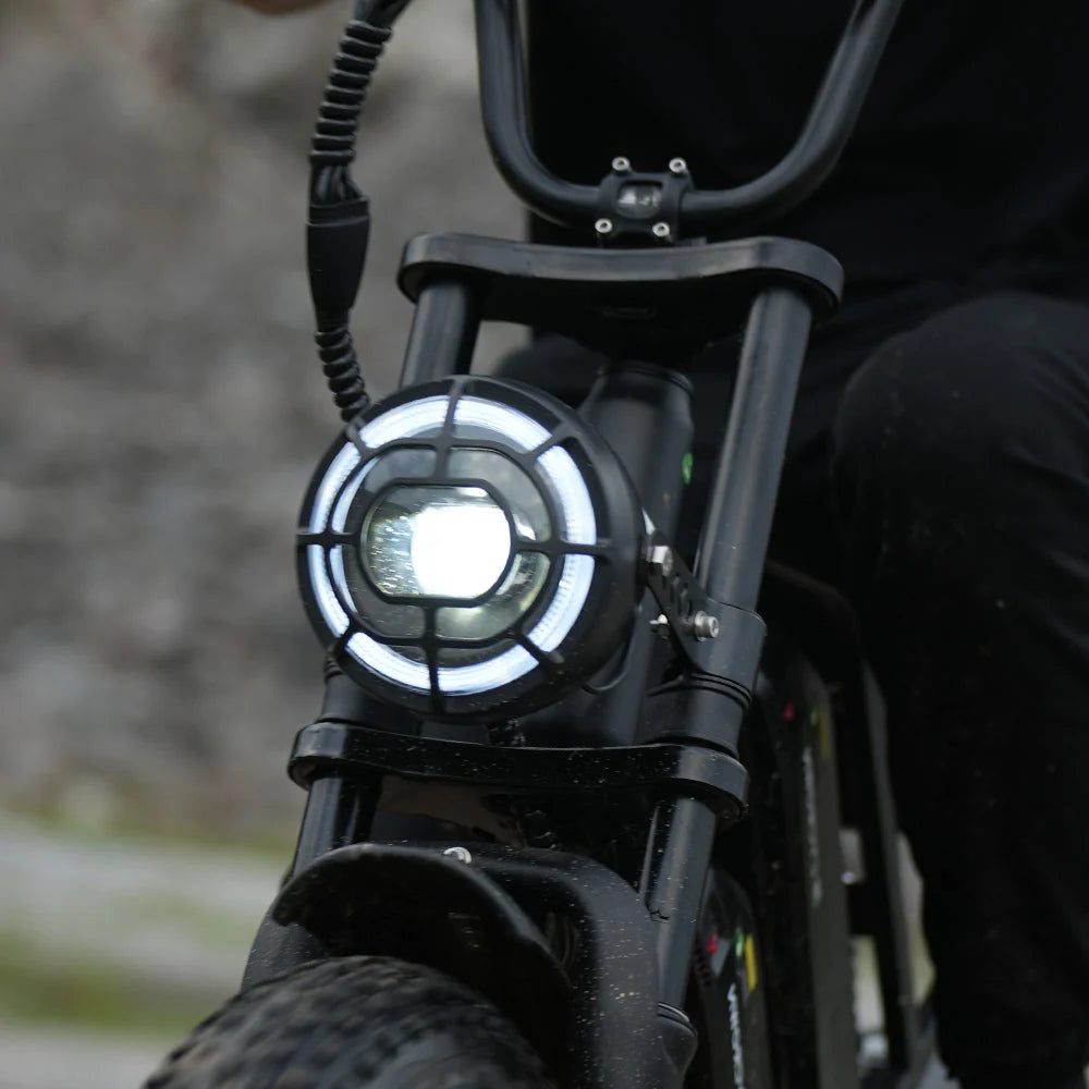 Cychunter Moped-Style Ebike